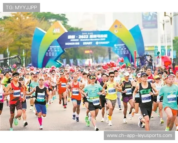 “武汉马拉松:全球马拉松爱好者齐聚赛场”