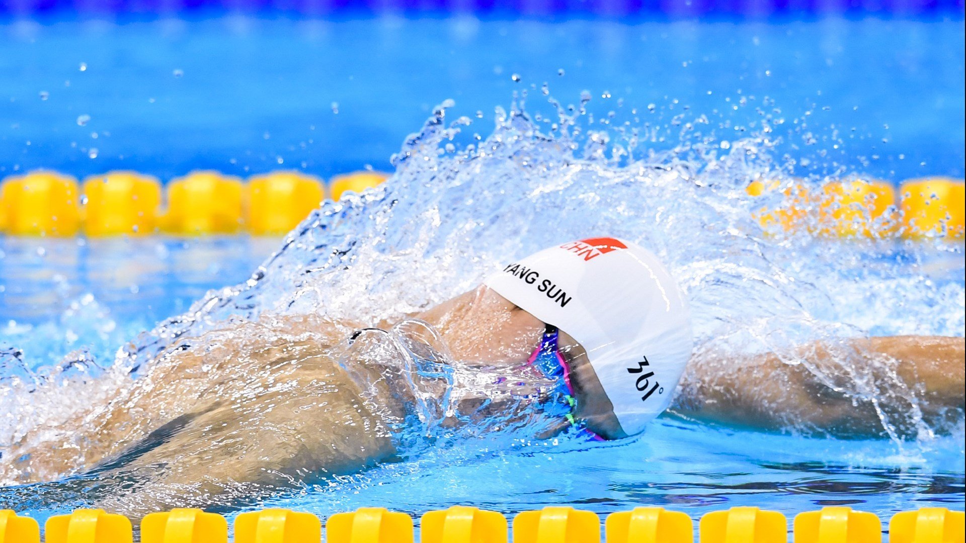 乐鱼体育平台-高强度防守之下如何保证出手质量，如何防守高大球员